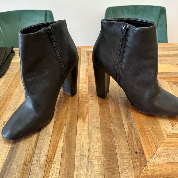 Also Black Ankle Boots - Picture 2 of 3